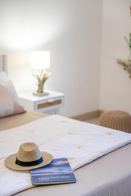 House On The Rock Apartment Positano Bagian luar foto